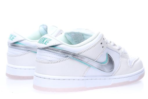 NIKE SB Dunk Low Pro OG QS"White Diamond"