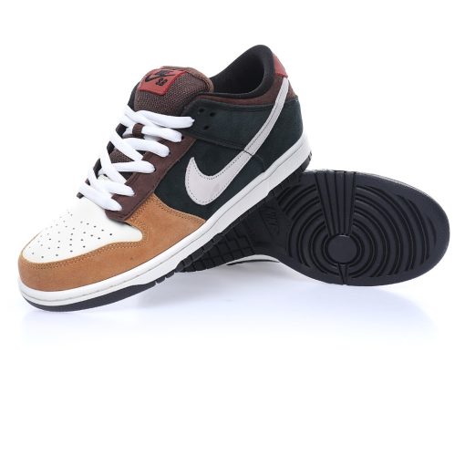 NIKE SB Dunk Low PRO"Joe Strummer" - Image 2