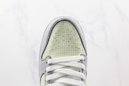 NIKE SB Dunk Low Grid white blue - Image 4