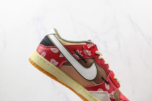 NIKE SB Dunk Low Red cashew flower