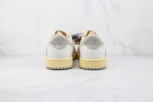 NIKE Air Jordan 1 Low Barb Beige