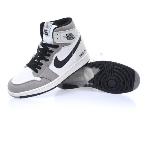 Nike Air Jordan 1 Retro High OG"Gore-Tex Light Bone"