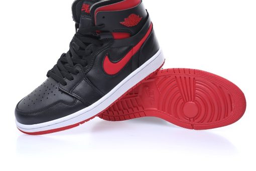 Nike Wmns Air Jordan 1 Zoom CMFT"Bred"