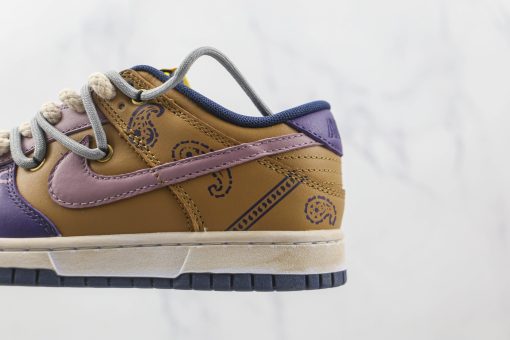 NIKE SB Dunk Low Brown lightning purple