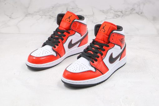 NIKE Air Jordan 1 Mid “Turf Red”