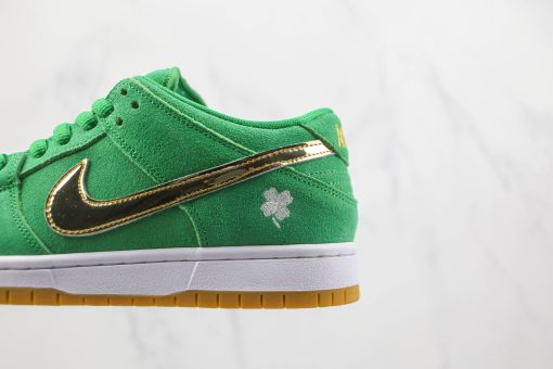 NIKE SB Dunk Low "St. Patrick’s Day" - Image 3