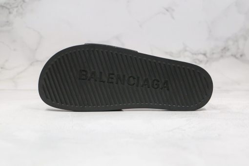 Balenciaga Slippers all black