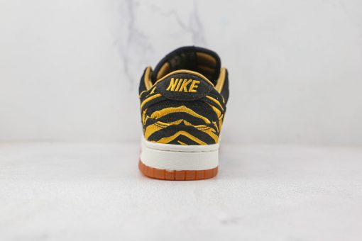 NIKE SB Dunk Low “God of Wealth” - Image 5