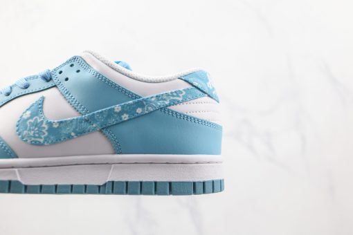 NIKE SB Dunk Low print white blue