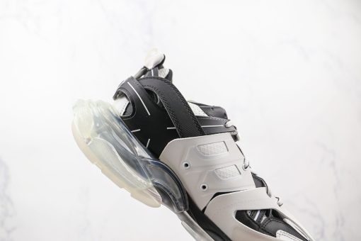 Balenciaga Triple S Black and white color matching - Image 3