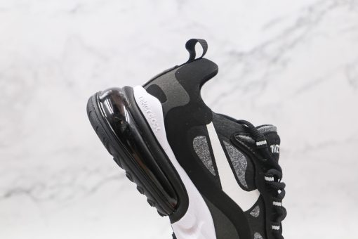 Nike 270 react grey black and white