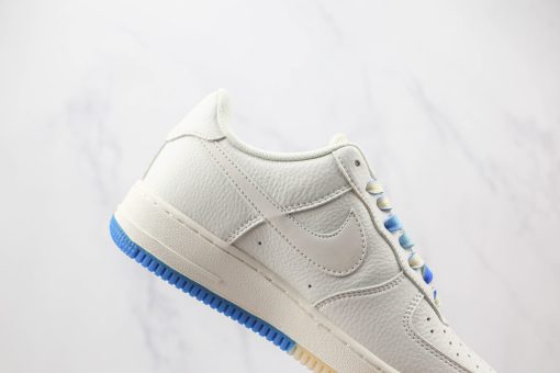 Air Force 1’07 Low White and blue double hook