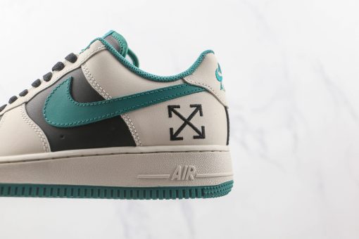 Air Force 1’07 Low Black and blue squares