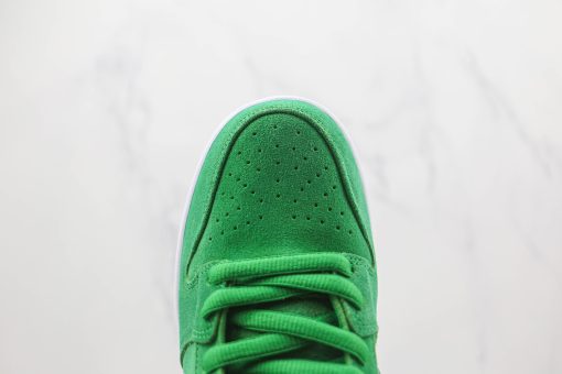 NIKE SB Dunk Low "St. Patrick’s Day" - Image 5