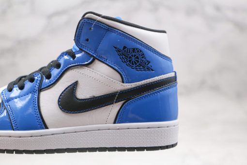 NIKE Air Jordan 1 Mid “Turf Blue”