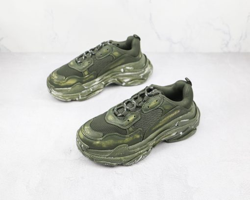 Balenciaga Triple S Old army green