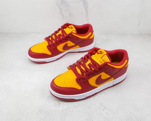 NIKE SB Dunk Low Red and yellow - Image 2