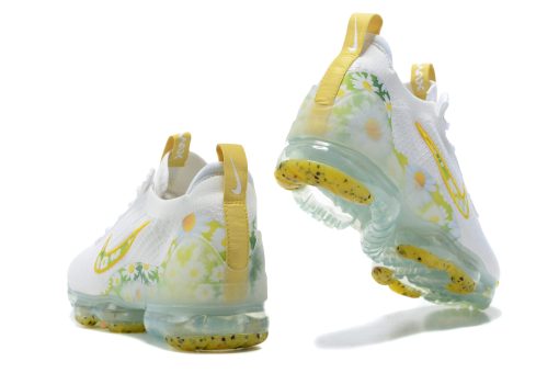 NIKE Air VaporMax Pattern yellow and white - Image 4