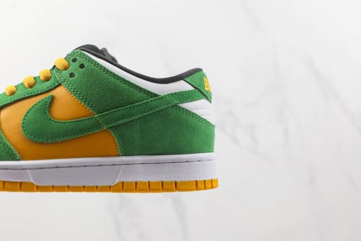 NIKE SB Dunk Low Yellow green