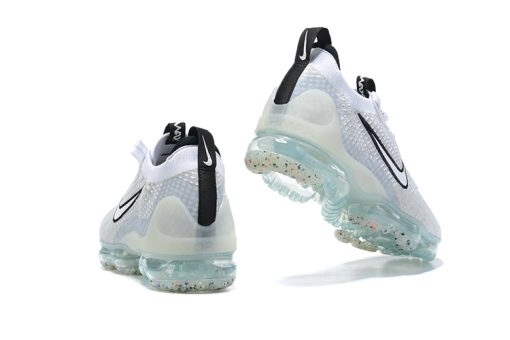 NIKE Air VaporMax White label