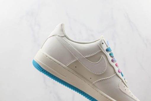 Nike Air Force 1’07 Low White and blue thermal induction