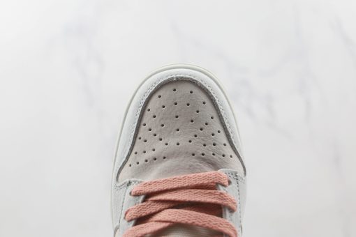 NIKE SB Dunk Low  "Fossil Rose" - Image 4