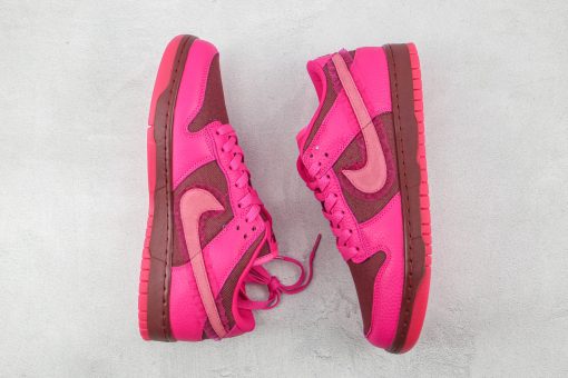 Nike Dunk Low Pink