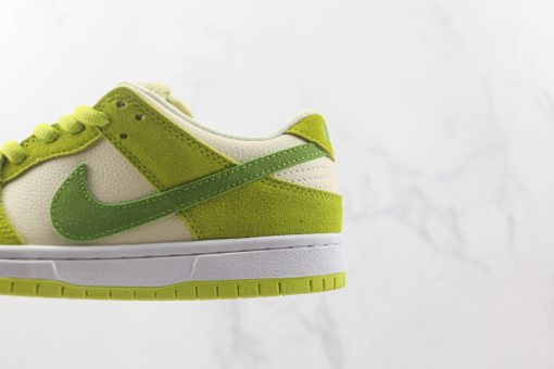 NK SB Dunk Low "Apple Green"