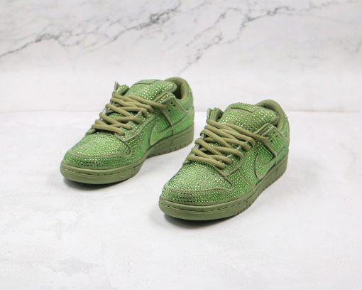 NIKE SB Dunk Low diamond green