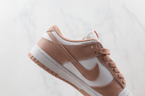 Nike SB Dunk Low champagne