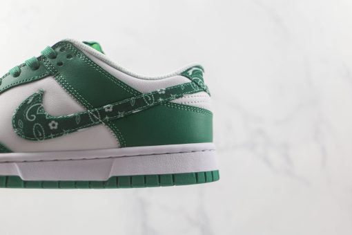 NK SB Dunk Low "Green flower"