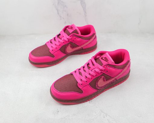 Nike Dunk Low Pink