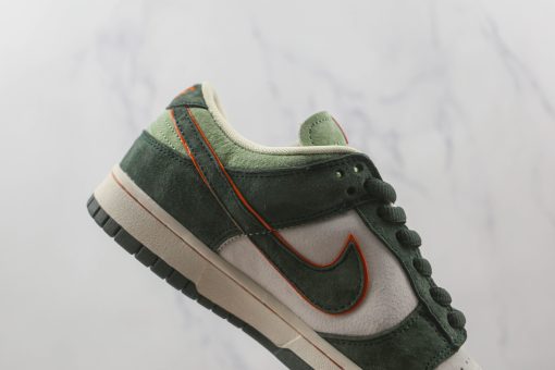 Otomo Katsuhiro x NK SB Dunk Low "Steamboy OST"