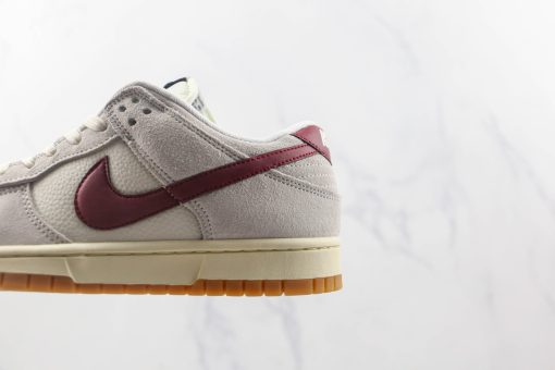 NK SB Dunk Low Wine Red Grey