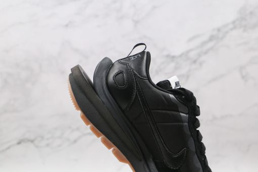 Nike Vaporwaffle sacai Black