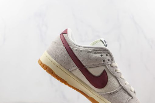 NK SB Dunk Low Wine Red Grey