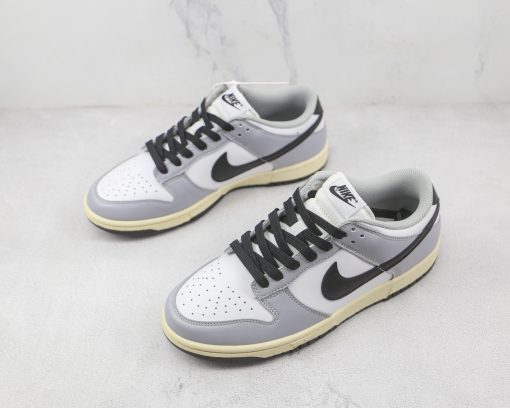 Nike Dunk Low WMNS “Light Smoke Grey”