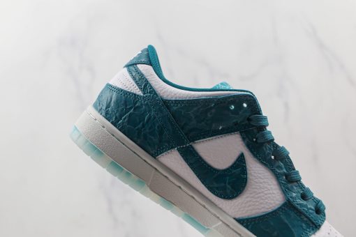 Nike Dunk Low SE Ocean