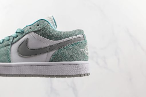 Nike Air Jordan 1 Low New Eemerald