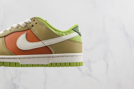 Nike SB Dunk Low GS Barley Yellow White Bright Green