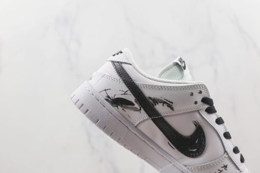 Nike Dunk SB Low Black Ink Paint