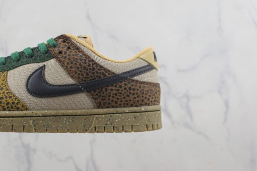 Nike Dunk Low “Safari”