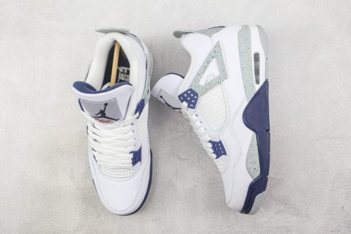 Nike Air Jordan 4 Retro“Midnight Navy”