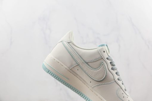 Nike Air Force 1’07 Low Undefeated