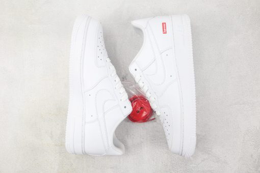 Nike Air Force 1 '07 Low”White” Supreme