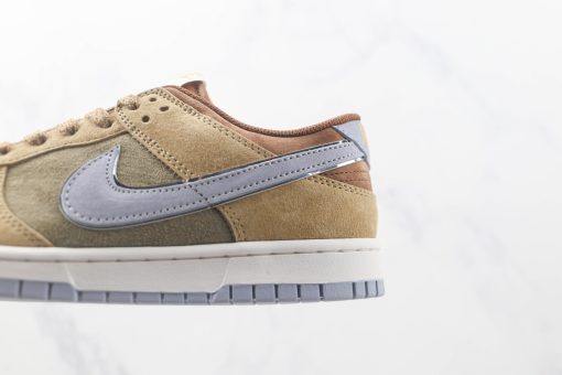 Nike SB Dunk Low Khaki Light Blue Metallic Sliver