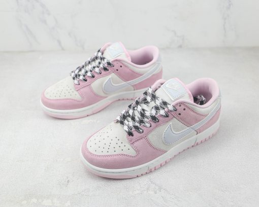 Nike Dunk Low Pink Foam Pure Platinum