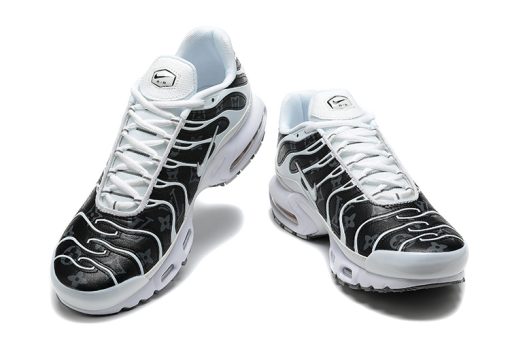 Nike Air Max Plus Black White - Image 3