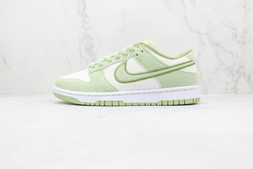 Nike SB Dunk Low Dunk “Fleece”