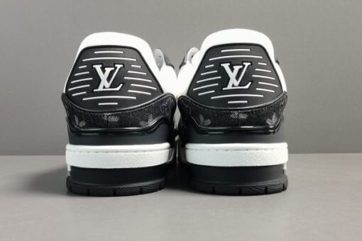 LV TRAINER SNEAKER BLACK & WHITE BESTSELLER